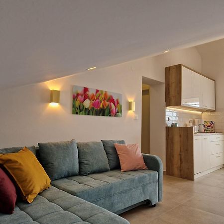 Haus Mit Meerblick Lopar Εξωτερικό φωτογραφία