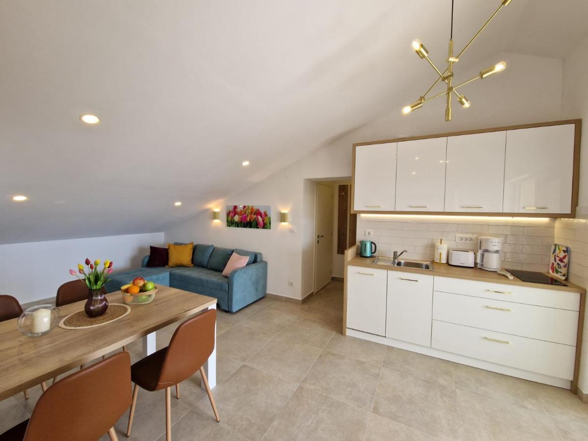 Haus Mit Meerblick Lopar Εξωτερικό φωτογραφία