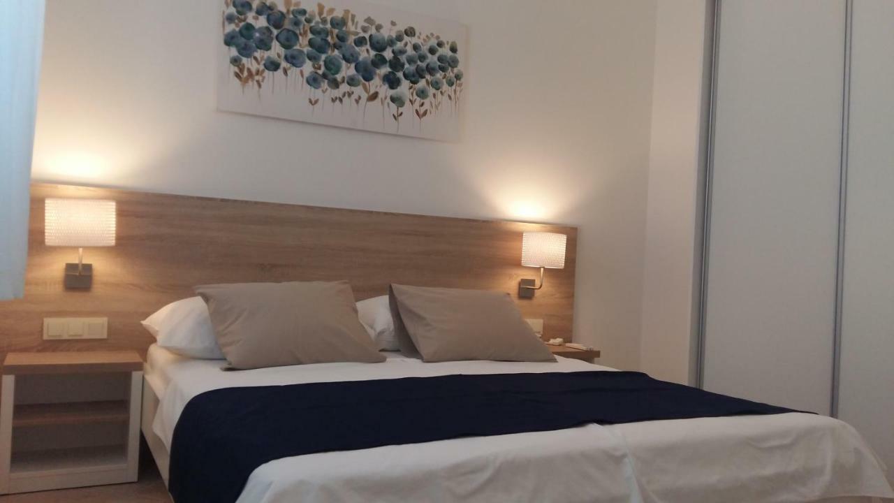 Haus Mit Meerblick Lopar Εξωτερικό φωτογραφία