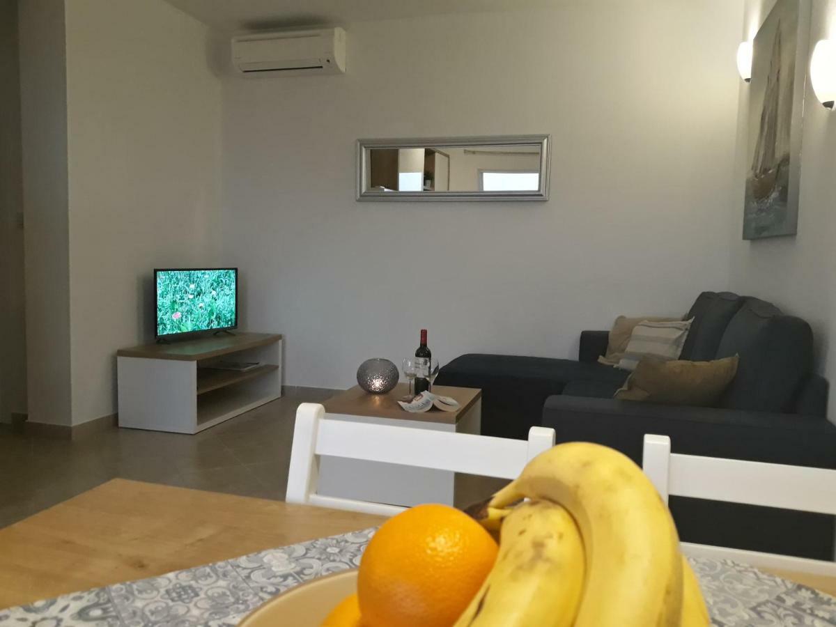 Haus Mit Meerblick Lopar Εξωτερικό φωτογραφία
