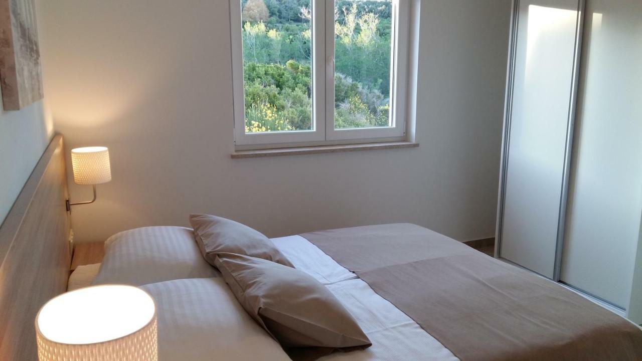 Haus Mit Meerblick Lopar Εξωτερικό φωτογραφία